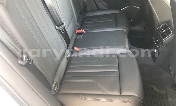 Acheter Occasion Voiture Audi Q5 Blanc à Chingola, Zambie Acheter Occasion Voiture Audi Q5 Blanc à Chingola, Zambie