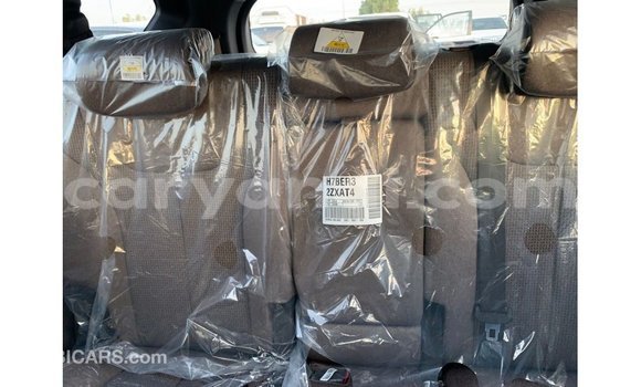 Tenga Imported Hyundai Santa Fe Bhurawuni Mota in Import - Dubai in Zambia Tenga Imported Hyundai Santa Fe Bhurawuni Mota in Import - Dubai in Zambia