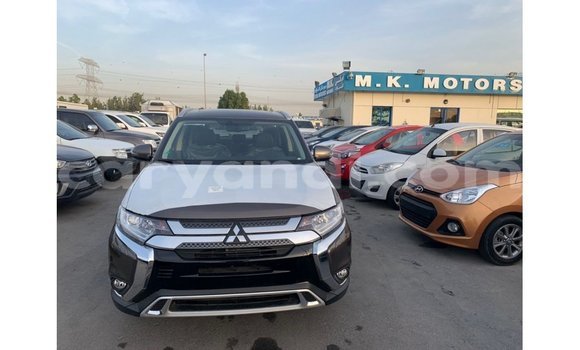 Acheter Import Voiture Mitsubishi Outlander Marron à Import - Dubai, Zambie Acheter Import Voiture Mitsubishi Outlander Marron à Import - Dubai, Zambie