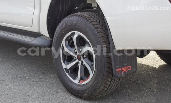 Buy Import Toyota Hilux White Car in Import - Dubai in Zambia Buy Import Toyota Hilux White Car in Import - Dubai in Zambia