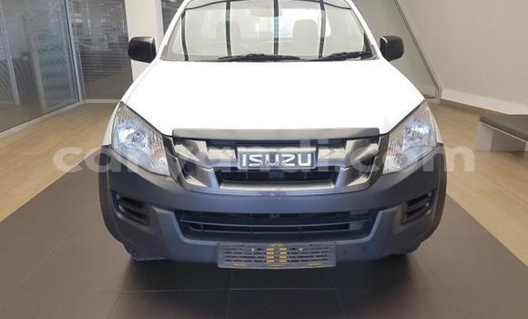 Tenga Tsaru Isuzu KB Chena Mota in Mazabuka in Southern Tenga Tsaru Isuzu KB Chena Mota in Mazabuka in Southern