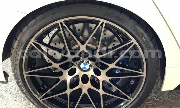 Nunua Ilio tumika BMW M3 Nyeupe Gari ndani ya Mazabuka nchini Kusini Nunua Ilio tumika BMW M3 Nyeupe Gari ndani ya Mazabuka nchini Kusini