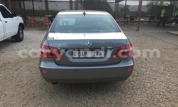 Tenga Tsaru Mercedes‒Benz E–Class Zvimwe Mota in Lusaka in Zambia Tenga Tsaru Mercedes‒Benz E–Class Zvimwe Mota in Lusaka in Zambia