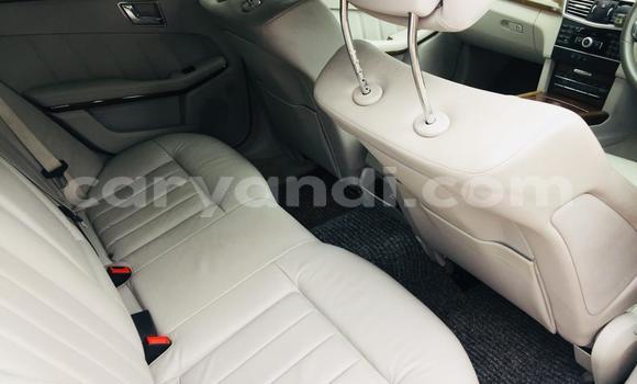 Tenga Tsaru Mercedes‒Benz E–Class Zvimwe Mota in Lusaka in Zambia Tenga Tsaru Mercedes‒Benz E–Class Zvimwe Mota in Lusaka in Zambia