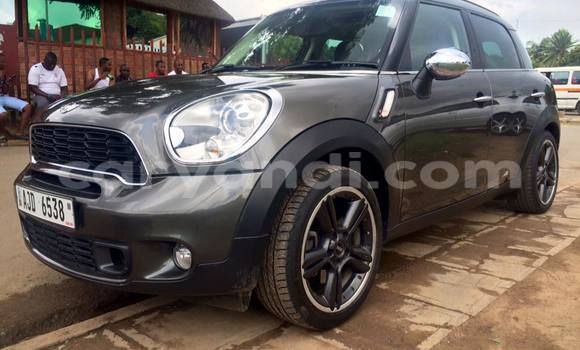 Tenga Tsaru MINI Cooper Mota in Chingola in Zambia Tenga Tsaru MINI Cooper Mota in Chingola in Zambia