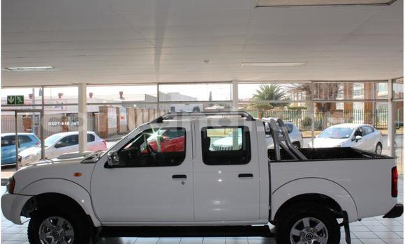 Acheter Occasion Voiture Nissan NP 300 Blanc à Kabwe, Zambie Acheter Occasion Voiture Nissan NP 300 Blanc à Kabwe, Zambie