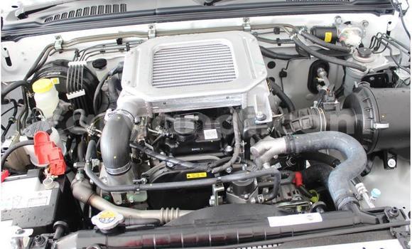 Acheter Occasion Voiture Nissan NP 300 Blanc à Kabwe, Zambie Acheter Occasion Voiture Nissan NP 300 Blanc à Kabwe, Zambie