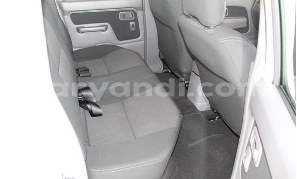 Acheter Occasion Voiture Nissan NP 300 Blanc à Kabwe, Zambie Acheter Occasion Voiture Nissan NP 300 Blanc à Kabwe, Zambie