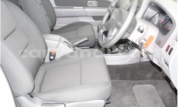 Acheter Occasion Voiture Nissan NP 300 Blanc à Kabwe, Zambie Acheter Occasion Voiture Nissan NP 300 Blanc à Kabwe, Zambie