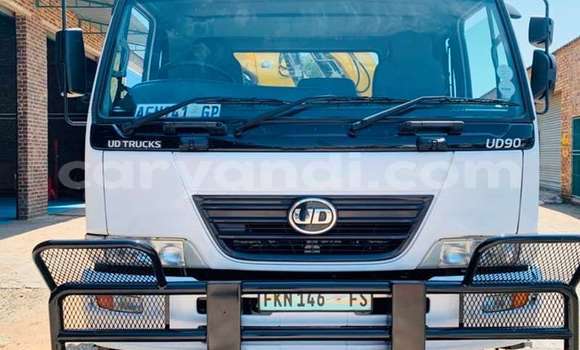 Tenga Tsaru Nissan UD Chena Rori in Petauke in Eastern Tenga Tsaru Nissan UD Chena Rori in Petauke in Eastern