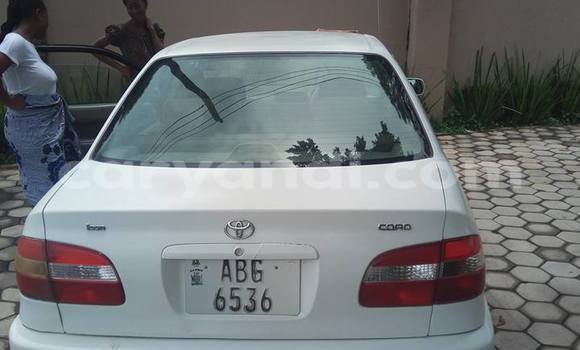 Nunua Ilio tumika Toyota Corolla Nyeupe Gari ndani ya Chipata nchini Zambia Nunua Ilio tumika Toyota Corolla Nyeupe Gari ndani ya Chipata nchini Zambia