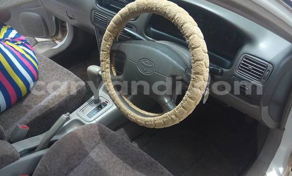 Nunua Ilio tumika Toyota Corolla Nyeupe Gari ndani ya Chipata nchini Zambia Nunua Ilio tumika Toyota Corolla Nyeupe Gari ndani ya Chipata nchini Zambia