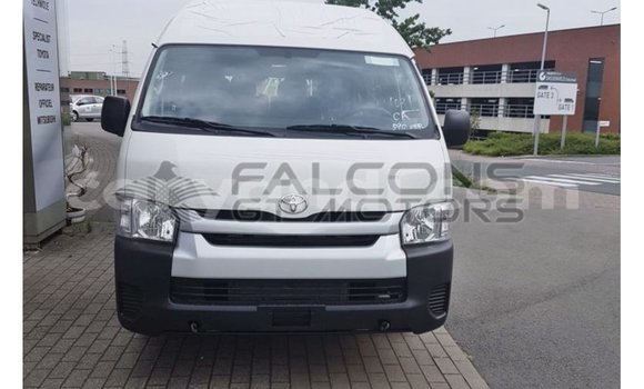 Buy Import Toyota Hiace White Car in Import - Dubai in Zambia Buy Import Toyota Hiace White Car in Import - Dubai in Zambia