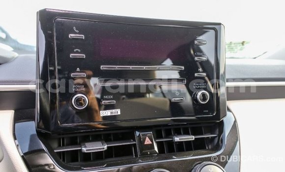 Acheter Import Voiture Toyota Corolla Blanc à Import - Dubai, Zambie Acheter Import Voiture Toyota Corolla Blanc à Import - Dubai, Zambie