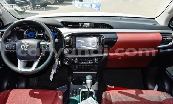 Acheter Import Voiture Toyota Hilux Autre à Import - Dubai, Zambie Acheter Import Voiture Toyota Hilux Autre à Import - Dubai, Zambie
