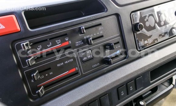 Acheter Import Voiture Toyota Coaster Blanc à Import - Dubai, Zambie Acheter Import Voiture Toyota Coaster Blanc à Import - Dubai, Zambie