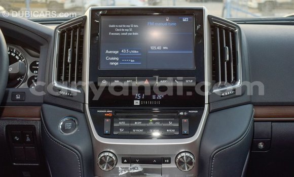 Tenga Imported Toyota Land Cruiser Nhema Mota in Import - Dubai in Zambia Tenga Imported Toyota Land Cruiser Nhema Mota in Import - Dubai in Zambia