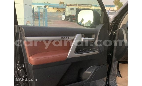 Buy Import Toyota Land Cruiser Black Car in Import - Dubai in Zambia Buy Import Toyota Land Cruiser Black Car in Import - Dubai in Zambia