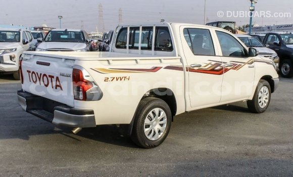 Acheter Import Voiture Toyota Hilux Blanc à Import - Dubai, Zambie Acheter Import Voiture Toyota Hilux Blanc à Import - Dubai, Zambie