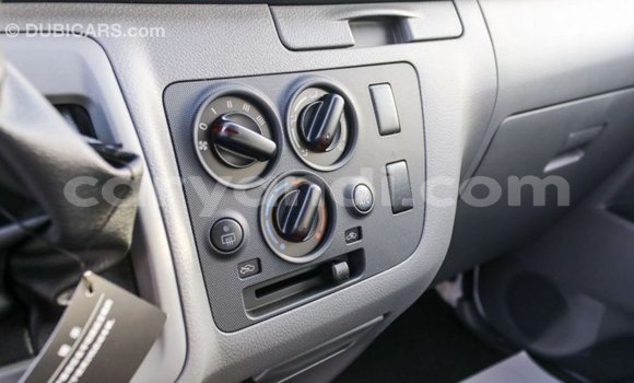 Acheter Import Voiture Nissan Urvan Blanc à Import - Dubai, Zambie Acheter Import Voiture Nissan Urvan Blanc à Import - Dubai, Zambie