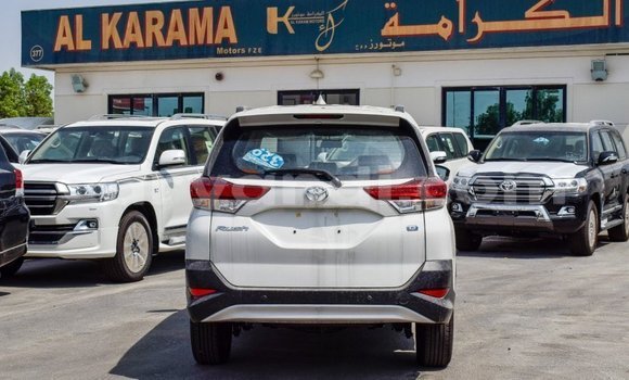 Acheter Import Voiture Toyota Rush Blanc à Import - Dubai, Zambie Acheter Import Voiture Toyota Rush Blanc à Import - Dubai, Zambie