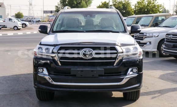 Acheter Import Voiture Toyota Land Cruiser Noir à Import - Dubai, Zambie Acheter Import Voiture Toyota Land Cruiser Noir à Import - Dubai, Zambie