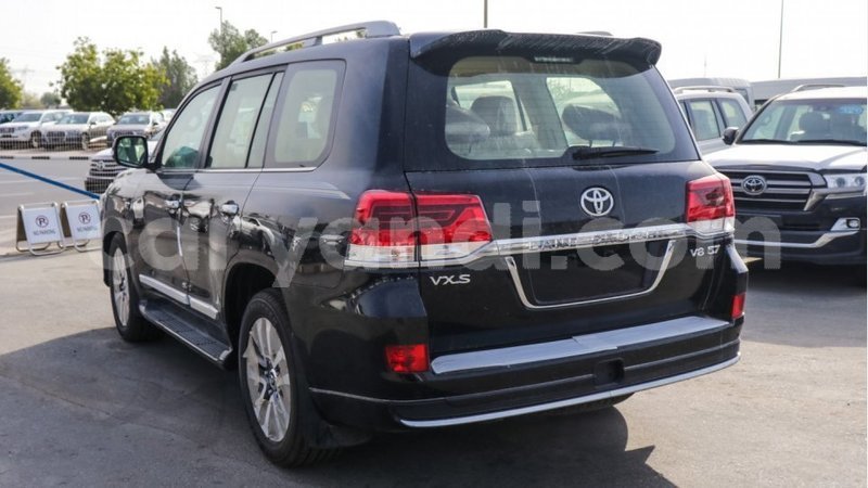 Big with watermark toyota land cruiser zambia import dubai 10338