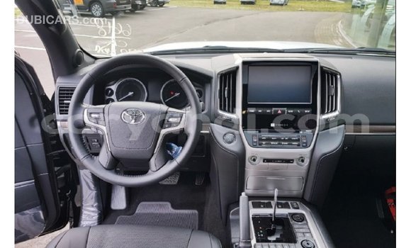 Acheter Import Voiture Toyota Land Cruiser Noir à Import - Dubai, Zambie Acheter Import Voiture Toyota Land Cruiser Noir à Import - Dubai, Zambie