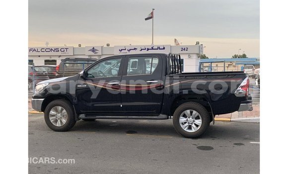 Acheter Import Voiture Toyota Hilux Noir à Import - Dubai, Zambie Acheter Import Voiture Toyota Hilux Noir à Import - Dubai, Zambie
