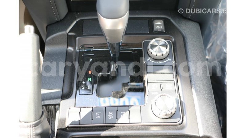 Big with watermark toyota land cruiser zambia import dubai 10344