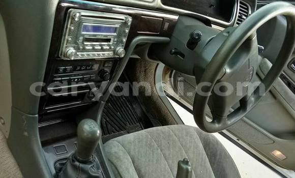 Nunua Ilio tumika Toyota Avensis Nyeupe Gari ndani ya Chipata nchini Zambia Nunua Ilio tumika Toyota Avensis Nyeupe Gari ndani ya Chipata nchini Zambia