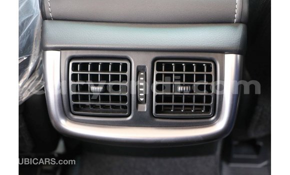 Acheter Import Voiture Toyota Hilux Blanc à Import - Dubai, Zambie Acheter Import Voiture Toyota Hilux Blanc à Import - Dubai, Zambie