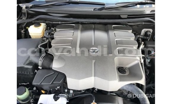 Tenga Imported Toyota Land Cruiser Nhema Mota in Import - Dubai in Zambia Tenga Imported Toyota Land Cruiser Nhema Mota in Import - Dubai in Zambia