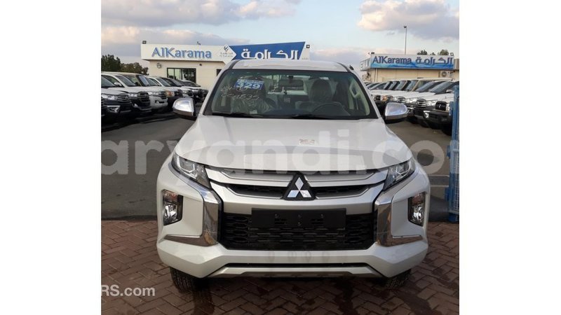 Big with watermark mitsubishi l200 zambia import dubai 10359