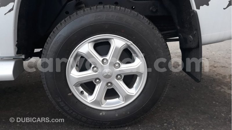 Big with watermark mitsubishi l200 zambia import dubai 10359