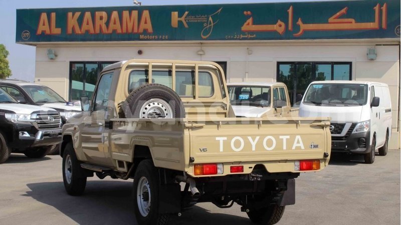 Big with watermark toyota land cruiser zambia import dubai 10360