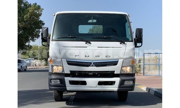 Buy Import Mitsubishi Canter White Truck in Import - Dubai in Zambia Buy Import Mitsubishi Canter White Truck in Import - Dubai in Zambia