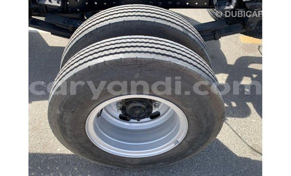 Buy Import Mitsubishi Canter White Truck in Import - Dubai in Zambia Buy Import Mitsubishi Canter White Truck in Import - Dubai in Zambia