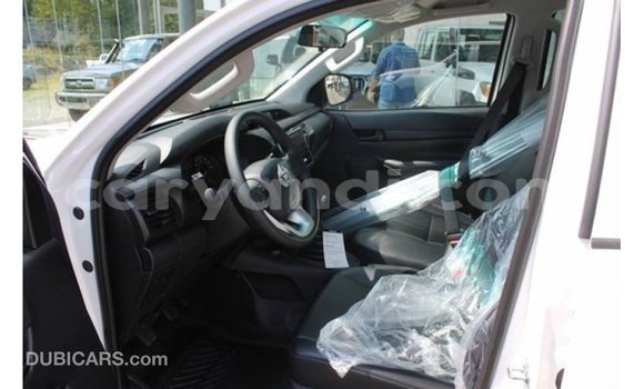 Buy Import Toyota Hilux White Car in Import - Dubai in Zambia Buy Import Toyota Hilux White Car in Import - Dubai in Zambia