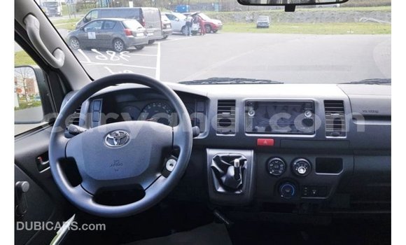 Buy Import Toyota Hiace White Car in Import - Dubai in Zambia Buy Import Toyota Hiace White Car in Import - Dubai in Zambia