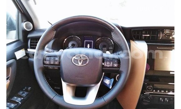 Buy Import Toyota Fortuner White Car in Import - Dubai in Zambia Buy Import Toyota Fortuner White Car in Import - Dubai in Zambia
