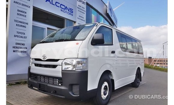 Buy Import Toyota Hiace White Car in Import - Dubai in Zambia Buy Import Toyota Hiace White Car in Import - Dubai in Zambia