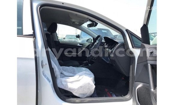 Buy Import Volkswagen Golf White Car in Import - Dubai in Zambia Buy Import Volkswagen Golf White Car in Import - Dubai in Zambia