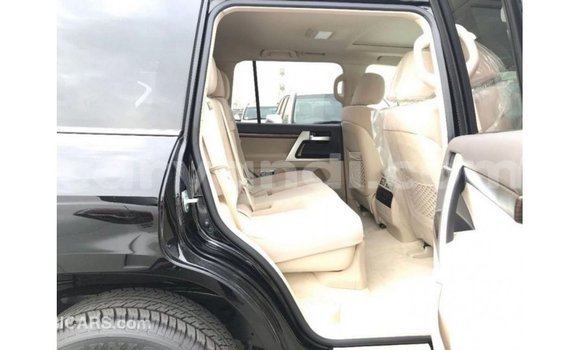 Buy Import Toyota Land Cruiser Black Car in Import - Dubai in Zambia Buy Import Toyota Land Cruiser Black Car in Import - Dubai in Zambia