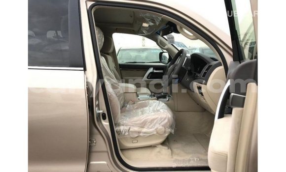 Nunua Imported Toyota Land Cruiser Nyingine Gari ndani ya Import - Dubai nchini Zambia Nunua Imported Toyota Land Cruiser Nyingine Gari ndani ya Import - Dubai nchini Zambia