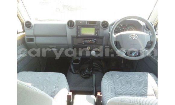 Buy Import Toyota Land Cruiser Beige Car in Import - Dubai in Zambia Buy Import Toyota Land Cruiser Beige Car in Import - Dubai in Zambia