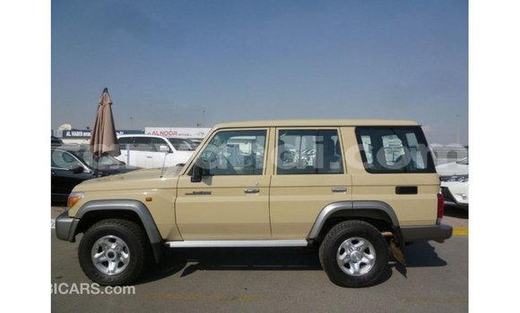 Buy Import Toyota Land Cruiser Beige Car in Import - Dubai in Zambia Buy Import Toyota Land Cruiser Beige Car in Import - Dubai in Zambia