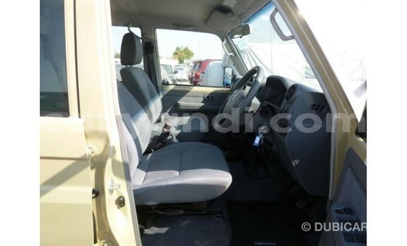 Buy Import Toyota Land Cruiser Beige Car in Import - Dubai in Zambia Buy Import Toyota Land Cruiser Beige Car in Import - Dubai in Zambia