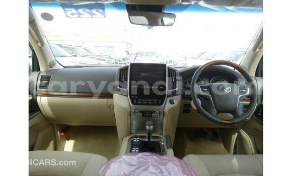 Buy Import Toyota Land Cruiser White Car in Import - Dubai in Zambia Buy Import Toyota Land Cruiser White Car in Import - Dubai in Zambia