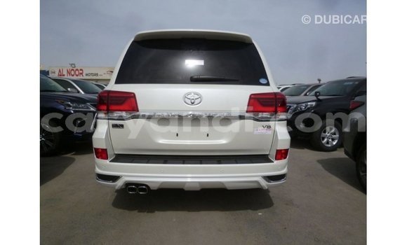 Buy Import Toyota Land Cruiser White Car in Import - Dubai in Zambia Buy Import Toyota Land Cruiser White Car in Import - Dubai in Zambia
